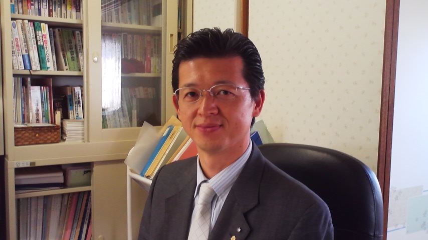 公認会計士・税理士  村上　博保（むらかみ　ひろやす）